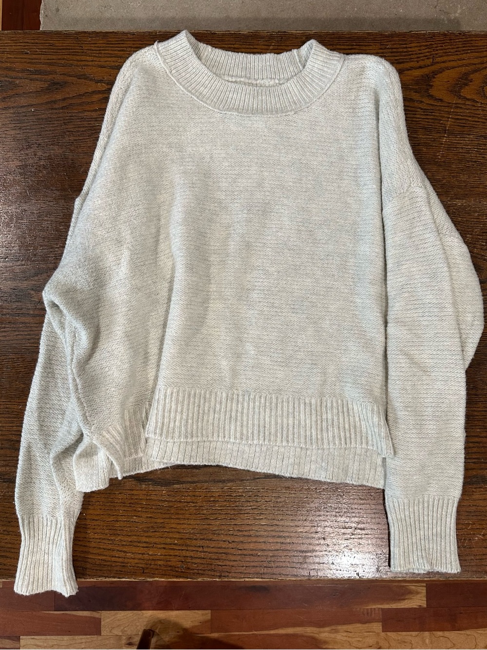 American Eagle Women’s Oversized Knit Crew Sweater in Cream, Size L